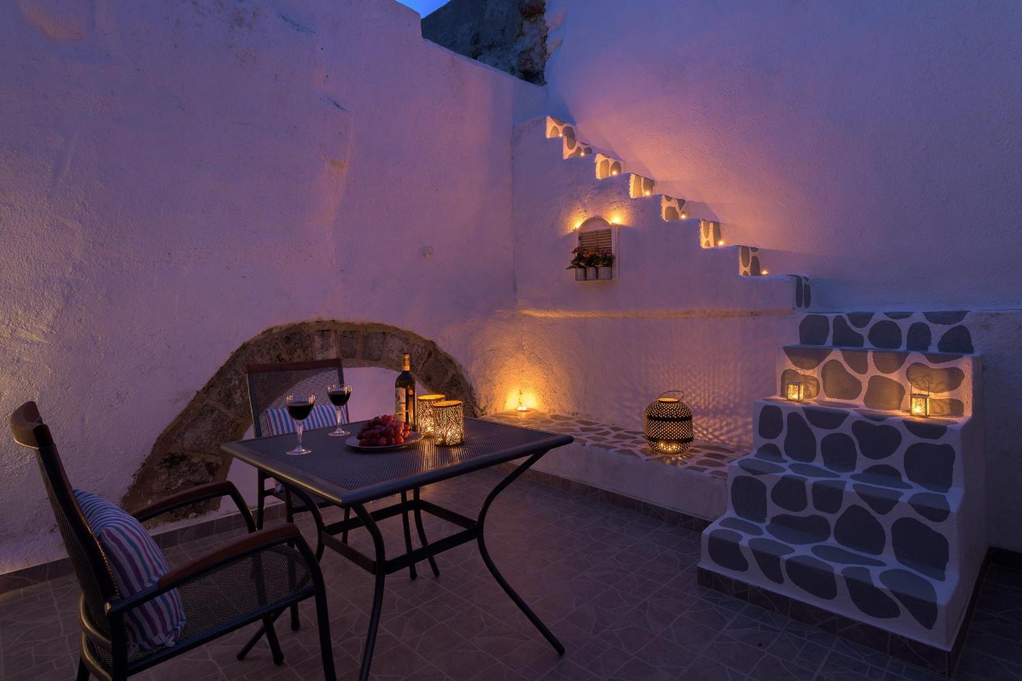 Rustic Self-Inn Rhodes City Esterno foto
