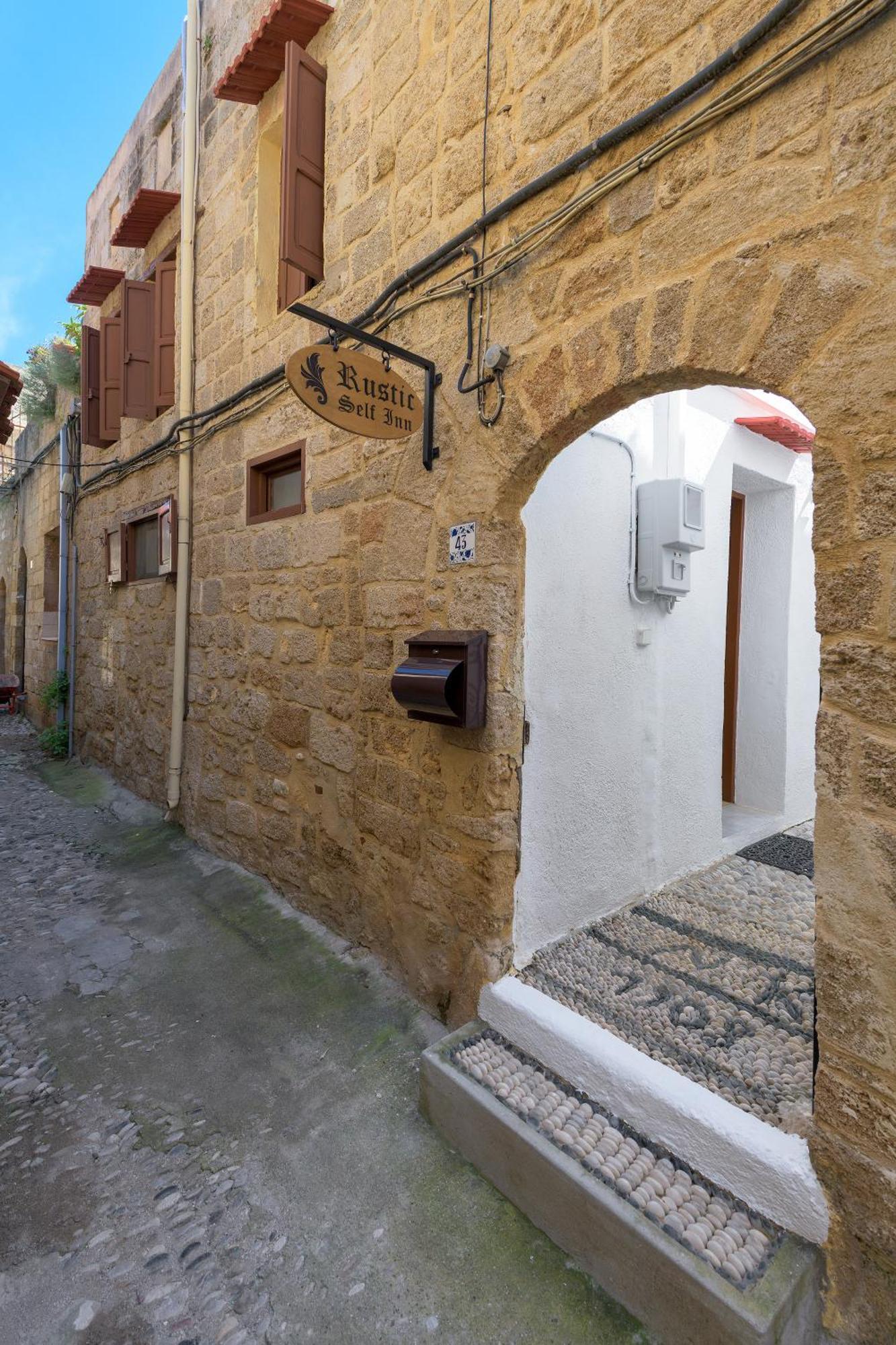 Rustic Self-Inn Rhodes City Esterno foto